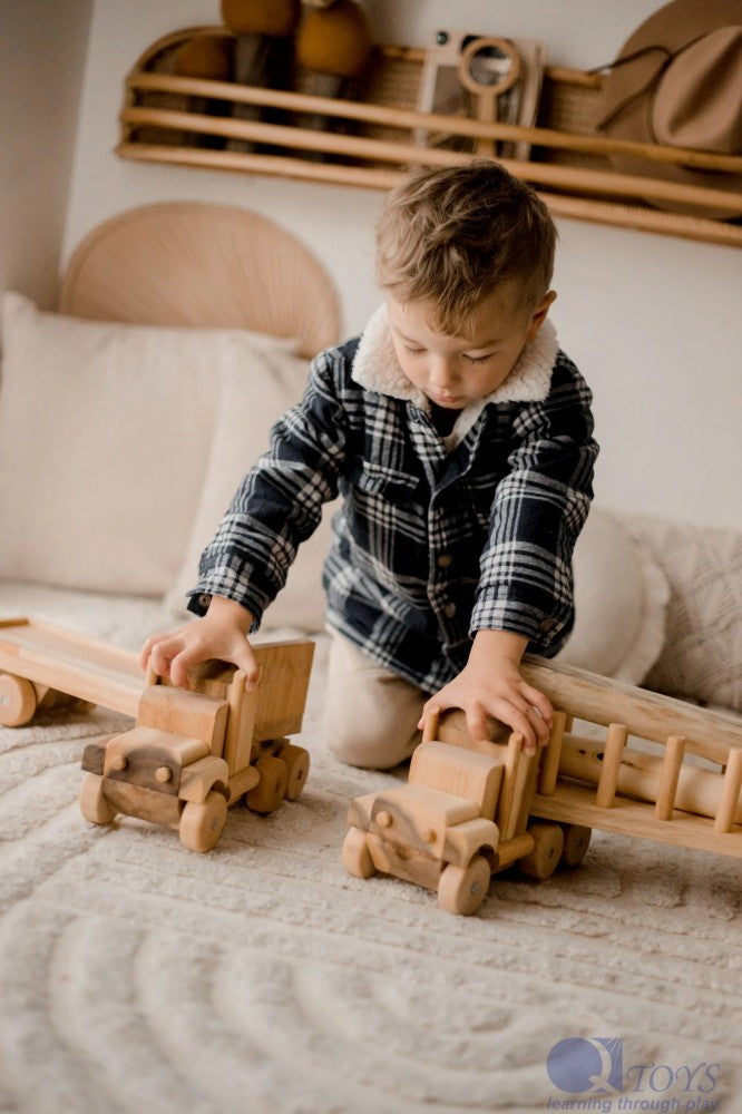 LOG TRUCK